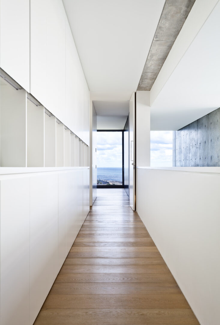 Gordon Ave, Coogee hallway storage cupboards